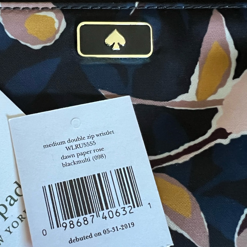 Kate Spade Floral Wristlet - Picture 7 of 7